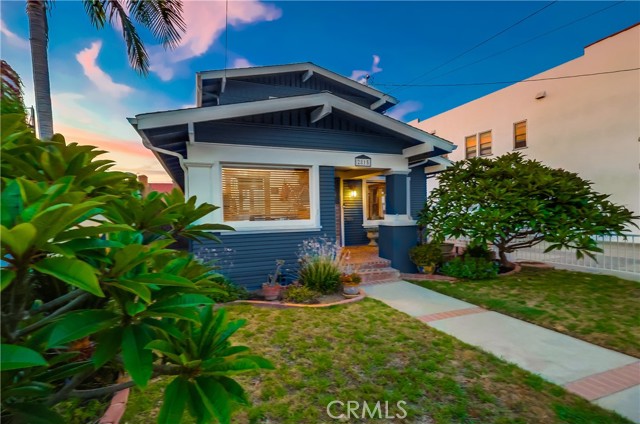 Detail Gallery Image 3 of 74 For 2815 E 5th St, Long Beach,  CA 90814 - 3 Beds | 2 Baths