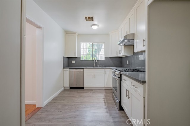 16908 Los Alimos Street, Granada Hills CA: https://media.crmls.org/medias/963b4146-52aa-4d00-b079-cb9625f94e86.jpg