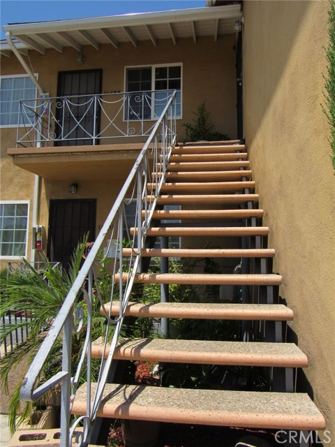 Detail Gallery Image 11 of 18 For 6400 Camellia, Los Angeles,  CA 91606 - – Beds | – Baths