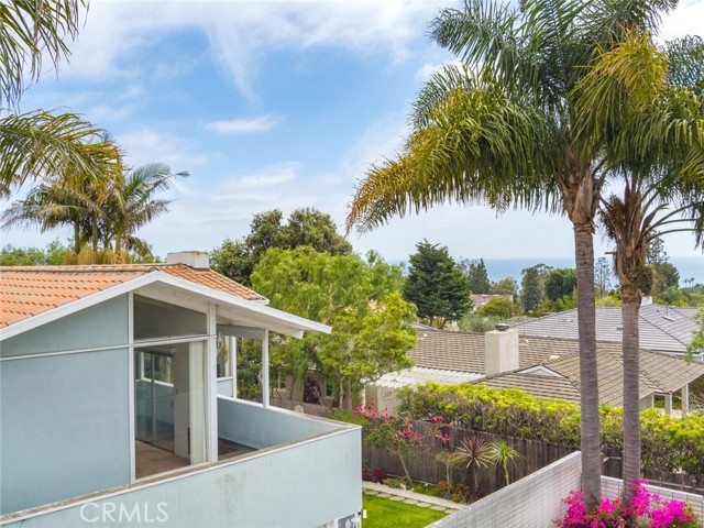 712 Yarmouth Road, Palos Verdes Estates, California 90274, 3 Bedrooms Bedrooms, ,2 BathroomsBathrooms,Residential,Sold,Yarmouth,SB21096002