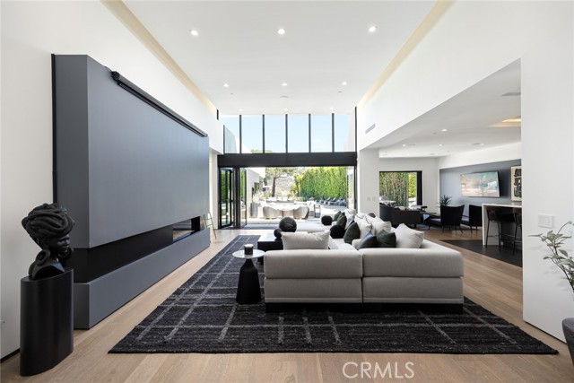 Detail Gallery Image 12 of 53 For 7139 Macapa, Los Angeles,  CA 90068 - 4 Beds | 5 Baths