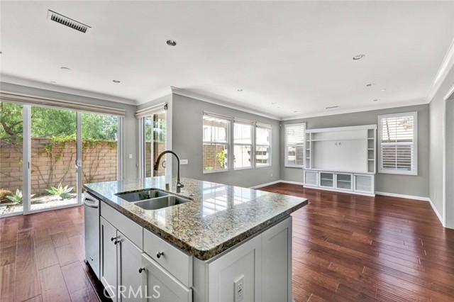 Detail Gallery Image 12 of 41 For 115 Rodeo, Irvine,  CA 92602 - 3 Beds | 2/1 Baths