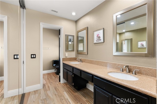 8449 E Meadowridge Street, Anaheim CA: https://media.crmls.org/medias/963ce04b-d108-405d-9bb3-f00b5a29fb88.jpg