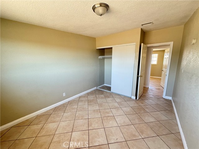 Detail Gallery Image 24 of 27 For 8461 Eucalyptus Ave, California City,  CA 93505 - 4 Beds | 1/1 Baths