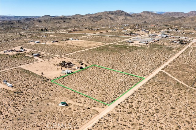 Detail Gallery Image 7 of 18 For 55875 Desideria Dr, Landers,  CA 92285 - – Beds | – Baths