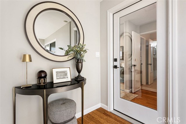 Detail Gallery Image 27 of 32 For 800 Manhattan, Manhattan Beach,  CA 90266 - 2 Beds | 2 Baths