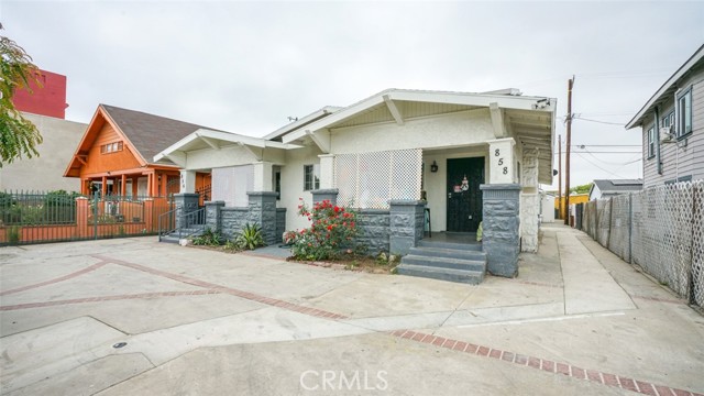 856 W 47th Street, Los Angeles CA: https://media.crmls.org/medias/963e1e87-e760-4657-9515-bd913d6cdca8.jpg
