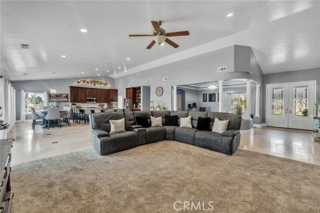 21551 Via Liago, Perris CA: https://media.crmls.org/medias/963e4e9c-9377-498d-b5c5-b7e83e1c1e37.jpg