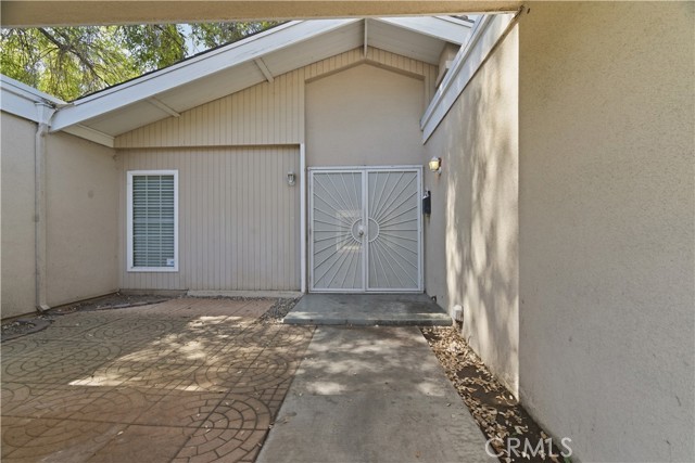 Detail Gallery Image 4 of 37 For 8757 Lurline Ave, Winnetka,  CA 91306 - 4 Beds | 2 Baths