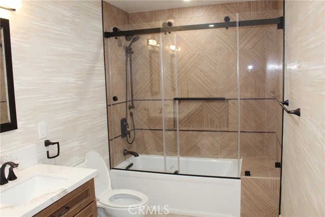 4400 Portico Place, Encino CA: https://media.crmls.org/medias/963f479b-736c-48f5-a7d2-e483c0c564b7.jpg