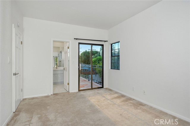 3229 Raintree Avenue, Torrance CA: https://media.crmls.org/medias/96414485-d424-463a-83ec-b098d54ce0f9.jpg