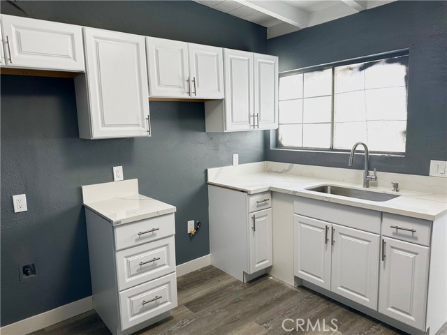 Image 3 of 29 For 726 Arliss Street A