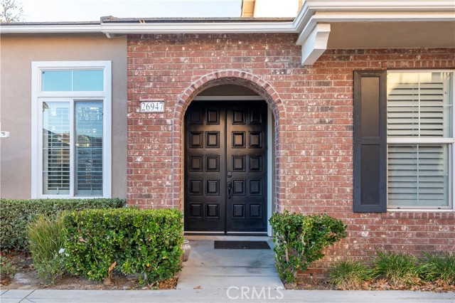 Detail Gallery Image 2 of 42 For 26947 Cape Cod Dr, Valencia,  CA 91355 - 3 Beds | 2/1 Baths