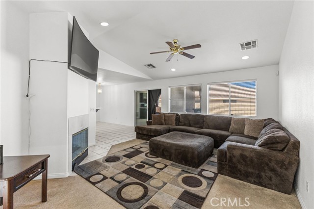 Detail Gallery Image 29 of 53 For 57088 Millstone Dr, Yucca Valley,  CA 92284 - 5 Beds | 3 Baths