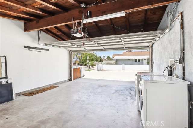 Detail Gallery Image 28 of 34 For 1048 N Loara St, Anaheim,  CA 92801 - 4 Beds | 2 Baths