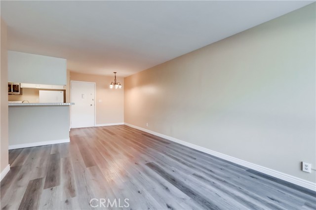 5585 E Pacific Coast, Long Beach CA: https://media.crmls.org/medias/9642090a-eede-43d3-916a-180c6cec2eaa.jpg