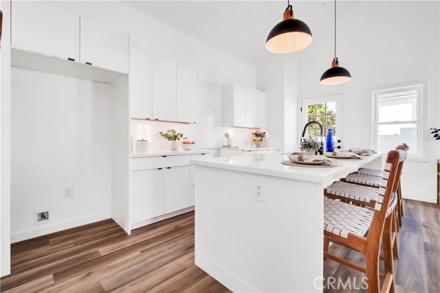 Detail Gallery Image 12 of 26 For 228 B Arena St #B,  El Segundo,  CA 90245 - 2 Beds | 2 Baths