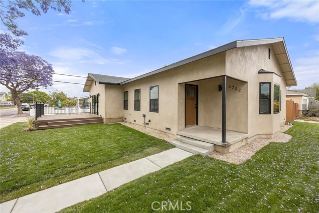 Image 3 of 27 For 5702 Huntdale Street