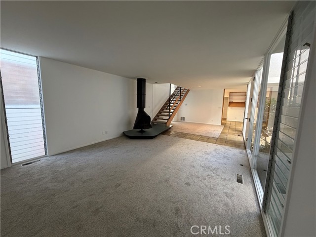 Detail Gallery Image 8 of 29 For 321 Coral Ave, Newport Beach,  CA 92662 - 2 Beds | 3 Baths