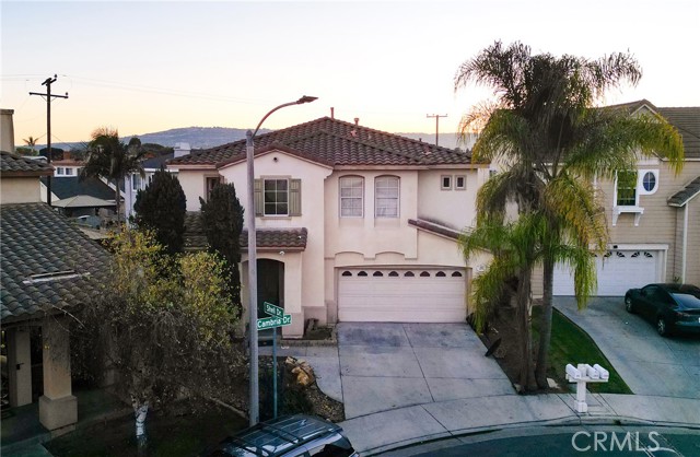 Detail Gallery Image 7 of 48 For 276 Cambria, Carson,  CA 90745 - 4 Beds | 3 Baths