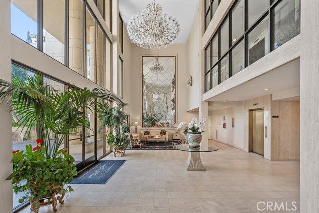 4949 Genesta Avenue, Encino CA: https://media.crmls.org/medias/9642e118-782f-44fb-a652-821ce26e0a95.jpg