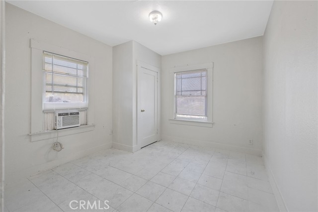 Detail Gallery Image 13 of 38 For 1247 N Ferger Ave, Fresno,  CA 93728 - 2 Beds | 1 Baths