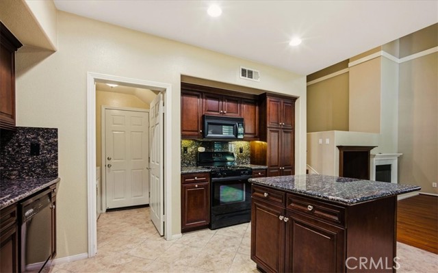 Detail Gallery Image 9 of 36 For 88 Stepping Stone, Irvine,  CA 92603 - 3 Beds | 3 Baths