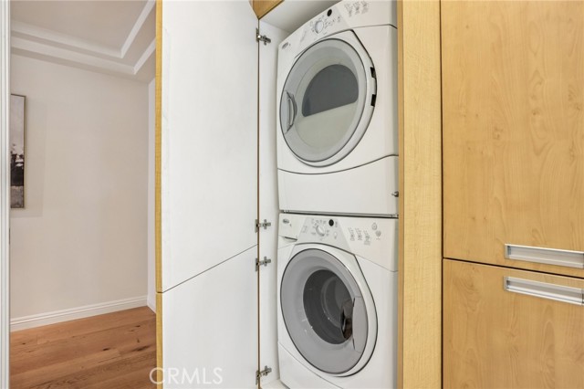 480 S Orange Grove Boulevard, Pasadena CA: https://media.crmls.org/medias/9643ffe7-31e2-4362-af2c-b09932848e51.jpg