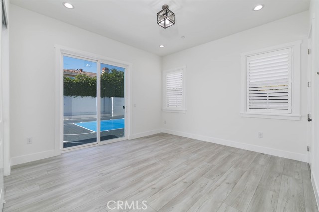 Detail Gallery Image 14 of 41 For 1365 Lightview St, Monterey Park,  CA 91754 - 4 Beds | 3/1 Baths