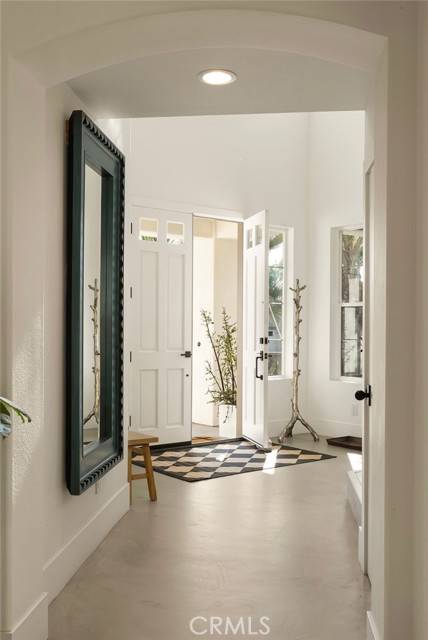 206 Gurrego, San Clemente CA: https://media.crmls.org/medias/96444bae-f6a8-43a6-a360-4bd038ee18a8.jpg