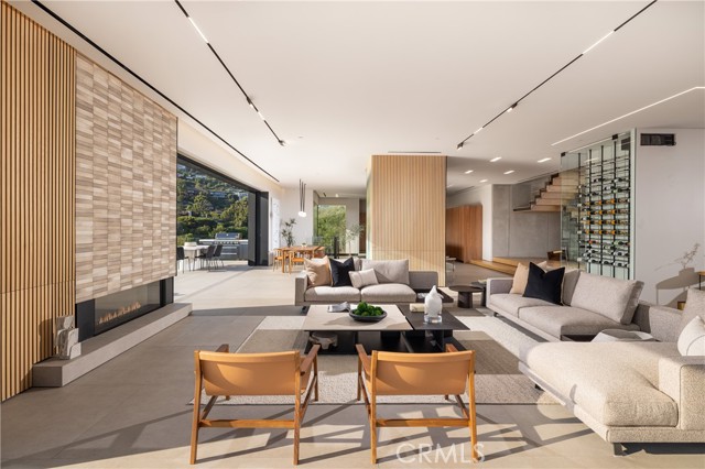 1000 Oriole Drive, Laguna Beach CA: https://media.crmls.org/medias/9645b52e-0446-4ab5-844b-0922468032cb.jpg