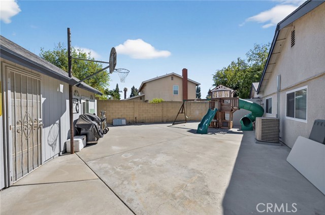 Detail Gallery Image 53 of 57 For 908 W Linden St., Ontario,  CA 91762 - 6 Beds | 3 Baths