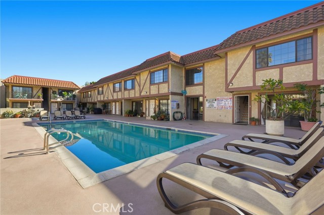 Detail Gallery Image 45 of 58 For 11127 La Maida #9,  North Hollywood,  CA 91601 - 3 Beds | 2/1 Baths