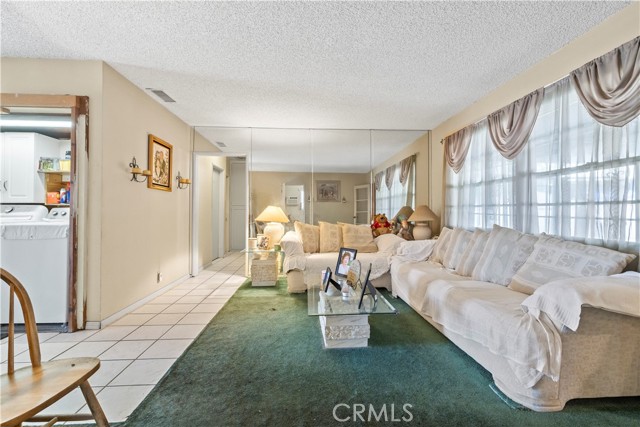 Detail Gallery Image 9 of 29 For 14609 Cavette, Baldwin Park,  CA 91706 - 4 Beds | 2 Baths