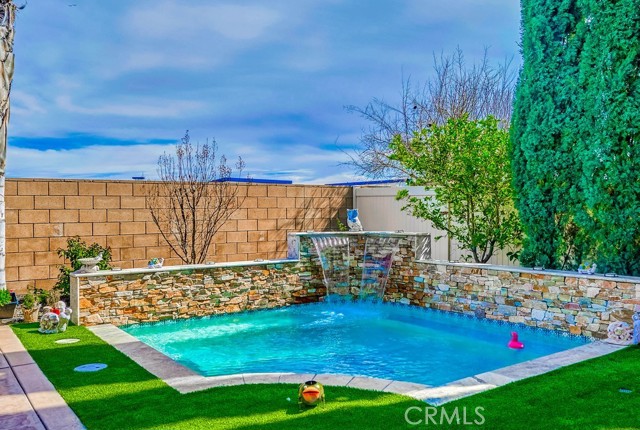 Detail Gallery Image 32 of 38 For 6850 Lucite Dr, Corona,  CA 92880 - 5 Beds | 3/1 Baths