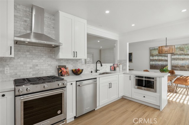 817 S Westchester Drive, Anaheim CA: https://media.crmls.org/medias/9646b806-ab0c-45f2-84f8-8f655fa4ae38.jpg