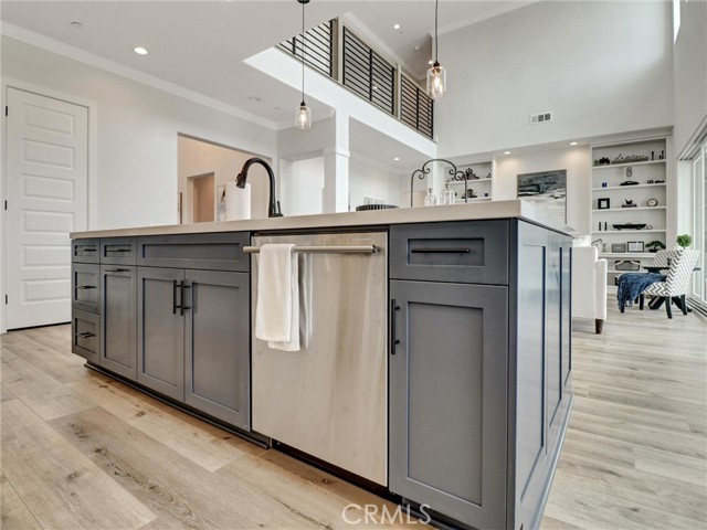 35886 Wildwood Crest Drive, Yucaipa CA: https://media.crmls.org/medias/964733ad-129f-4e2d-a369-4d464bd7be8b.jpg