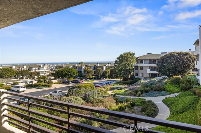 Detail Gallery Image 21 of 34 For 240 Nice Ln #208,  Newport Beach,  CA 92663 - 2 Beds | 2 Baths