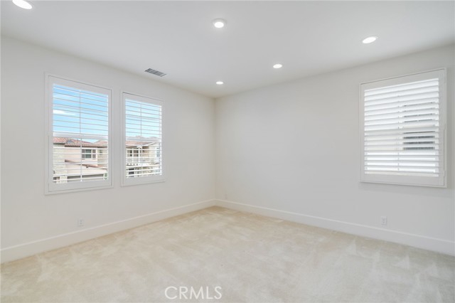 Detail Gallery Image 29 of 40 For 214 Parkwood, Irvine,  CA 92620 - 5 Beds | 5/1 Baths