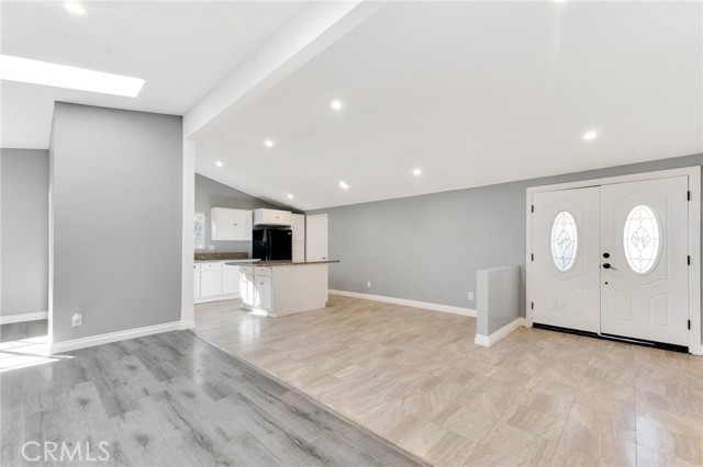 Detail Gallery Image 5 of 43 For 20416 Coulson, Woodland Hills,  CA 91367 - 3 Beds | 2/1 Baths