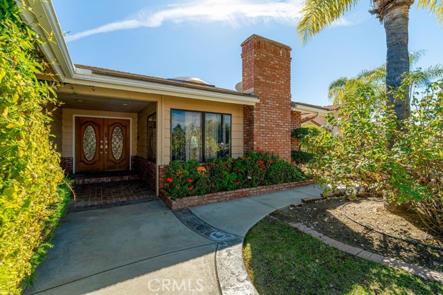 Detail Gallery Image 3 of 74 For 22373 Boating, Canyon Lake,  CA 92587 - 5 Beds | 3 Baths