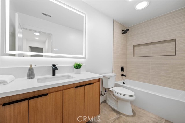 4193 Datcho Drive, San Diego CA: https://media.crmls.org/medias/96493999-717e-4f82-87a7-accd80d95c86.jpg