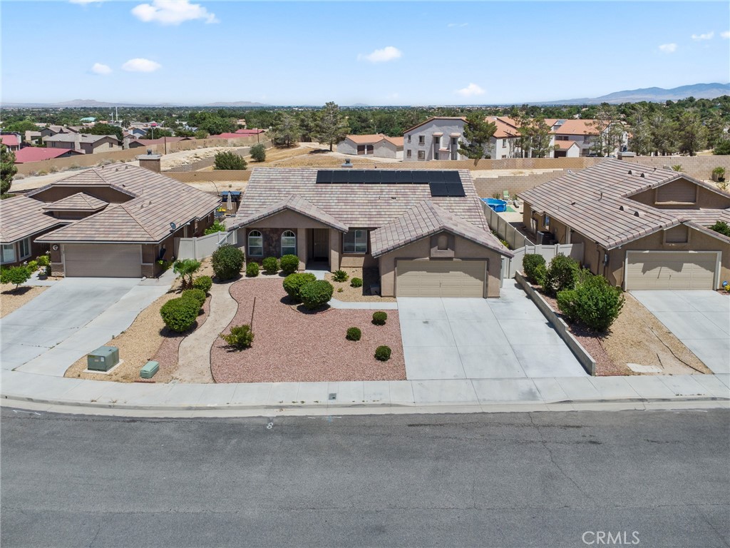 37152 Waltham Place