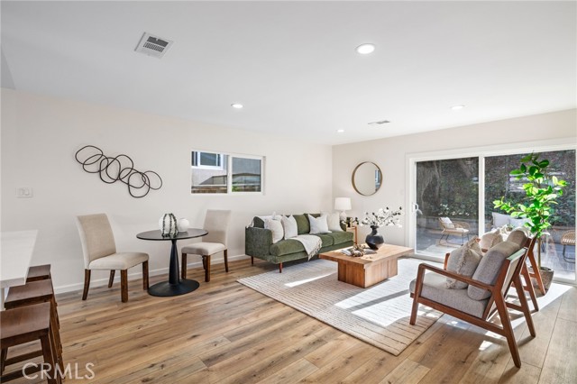 3974 Newton Street, Torrance, California 90505, 3 Bedrooms Bedrooms, ,2 BathroomsBathrooms,Residential,For Sale,Newton,PV25048381