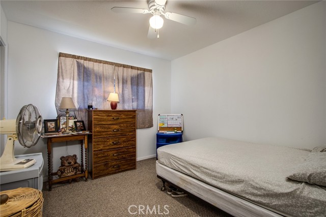 7103 Hanford Avenue, Yucca Valley CA: https://media.crmls.org/medias/964b9ee5-948a-4738-b226-e6cb7d616a71.jpg