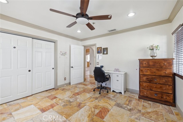 Detail Gallery Image 24 of 44 For 12115 Morning Ave, Downey,  CA 90242 - 3 Beds | 2 Baths