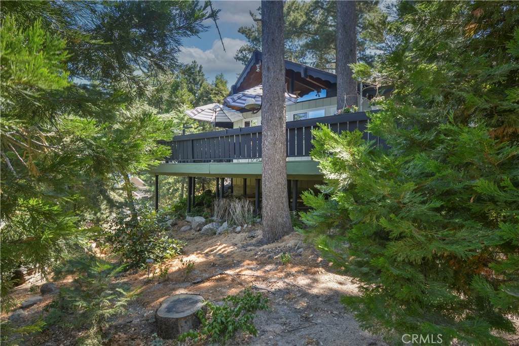 1121 Chateau Drive
