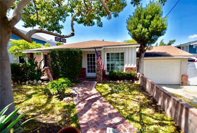 1917 Farrell Ave, Redondo Beach, California 90278, 4 Bedrooms Bedrooms, ,1 BathroomBathrooms,For Sale,Farrell Ave,PV18156960