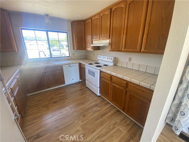 19491 Mountain Meadow S, Hidden Valley Lake CA: https://media.crmls.org/medias/964e5329-9de0-482c-b8c2-b9fe7a18b854.jpg