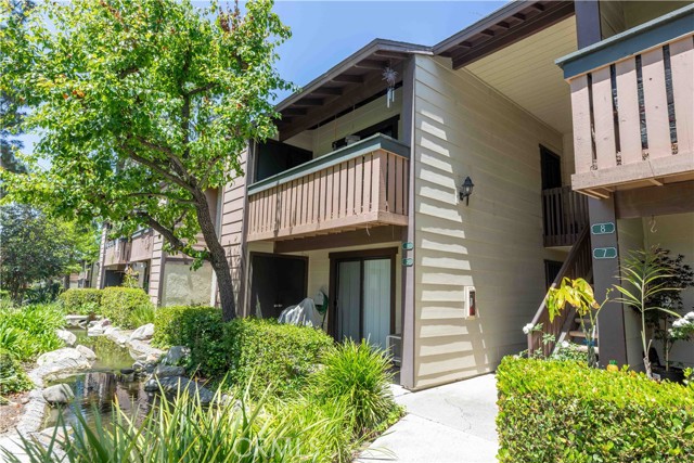 Detail Gallery Image 2 of 11 For 20702 El Toro Rd #6,  Lake Forest,  CA 92630 - 1 Beds | 1 Baths